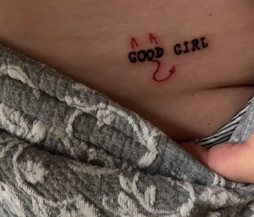 tatoogirl – Naživo XXX chat