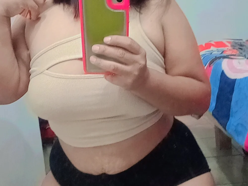 JakiCastil1742's Offline XXX Chat