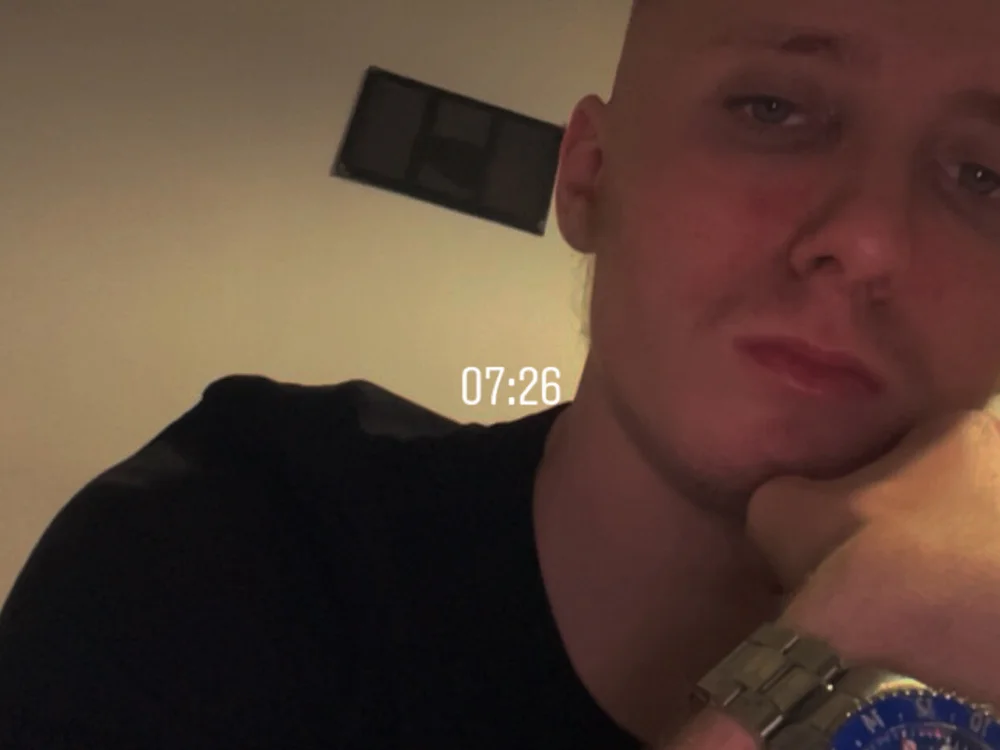 Офлайн-чат XXX TightbigDIck