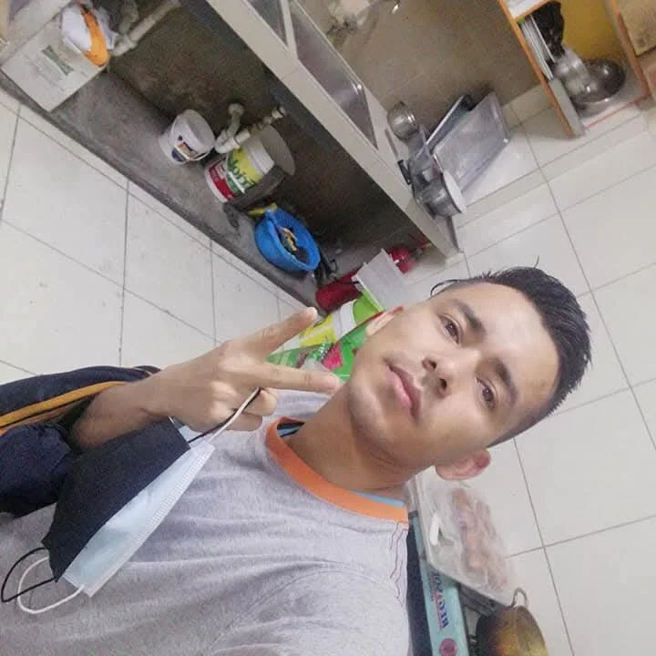 Chat +18 off-line de Robehts