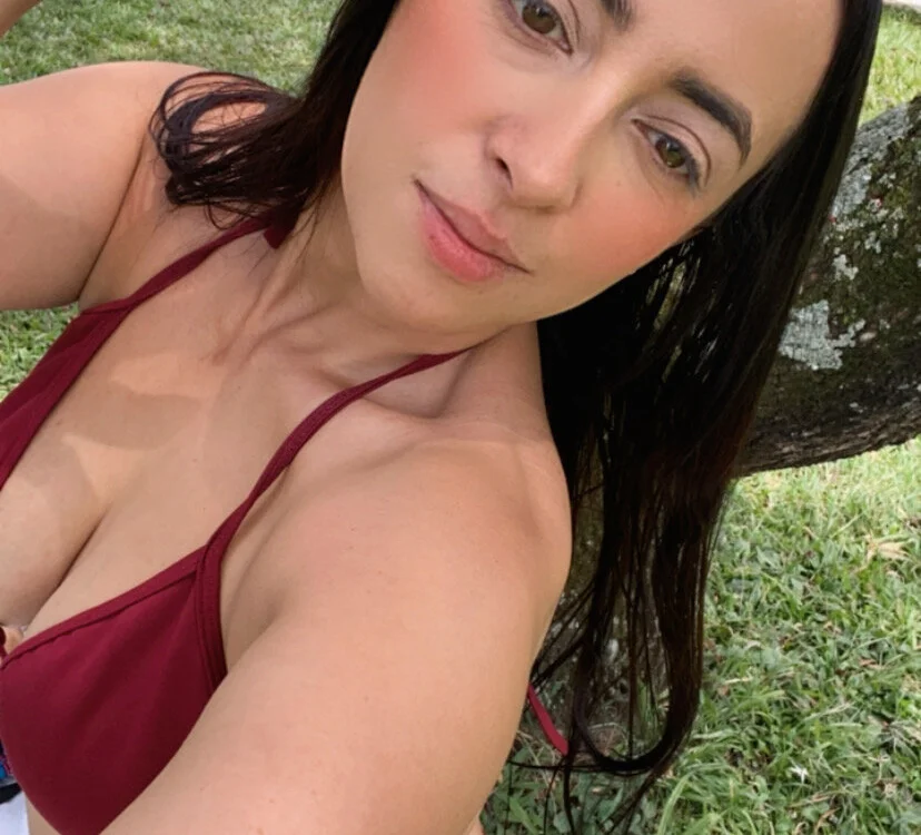 camila_1020's Offline XXX Chat