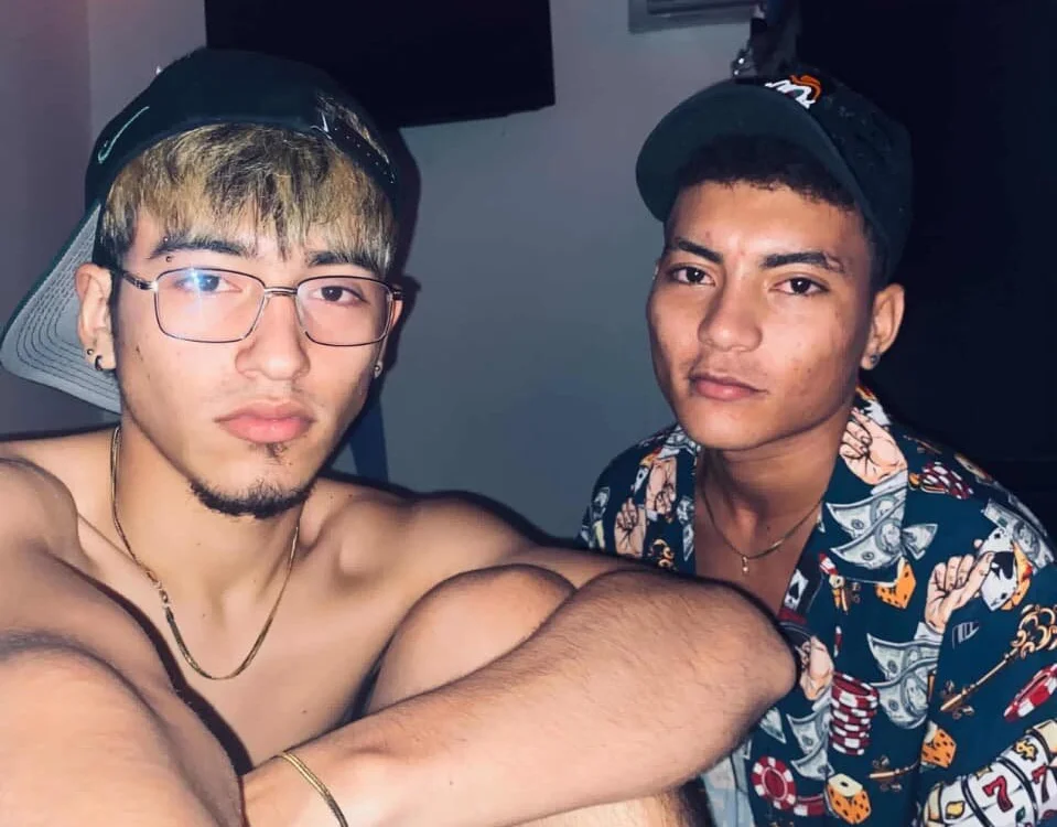 Juan_saul1 offline XXX-chat