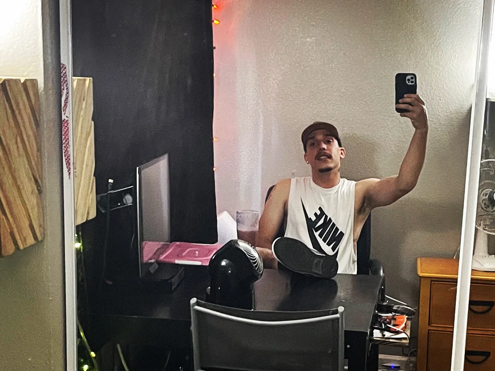 TokenTheBiBro's Offline Chat Room