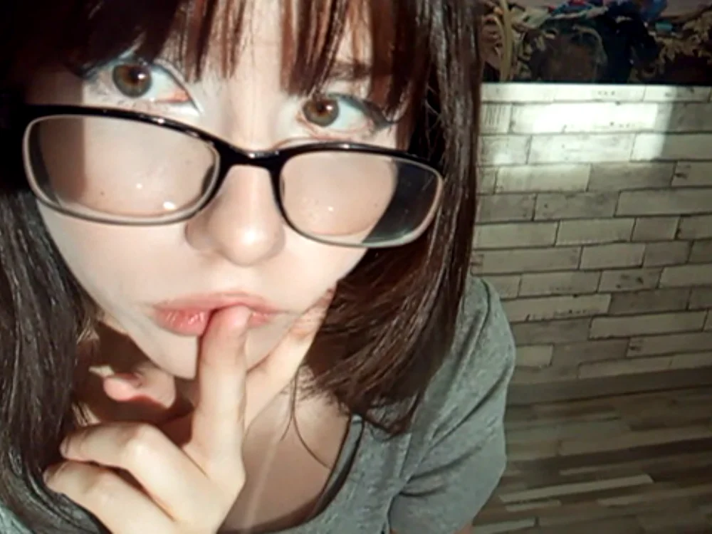 Offline XXX chat modela DelicaBrome