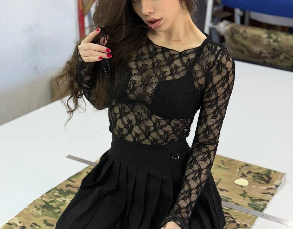 holly_sexxxsirens_ Obrolan XXX Offline