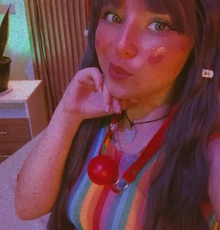 Danna-Rouse Offline XXX-Chat