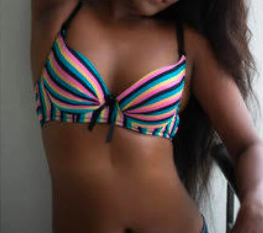 Chatroom XXX hors ligne de Akhana-sexy