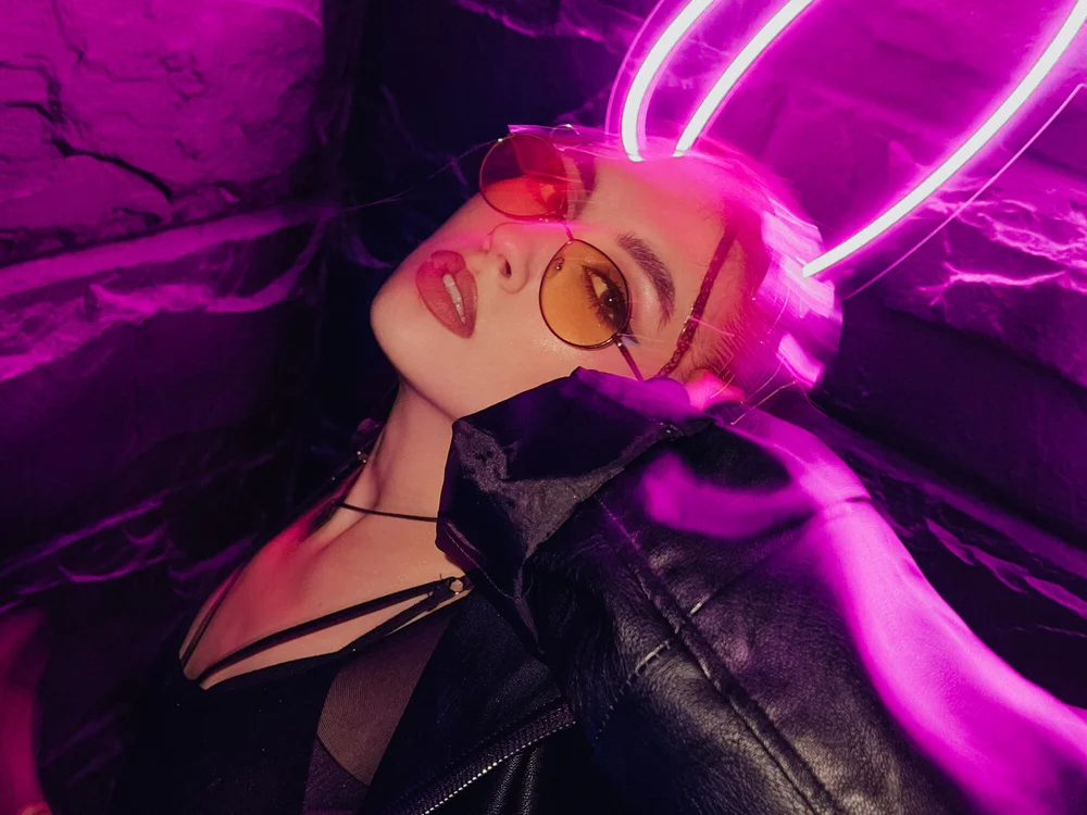 DaisyCollinge's Offline Chat Room