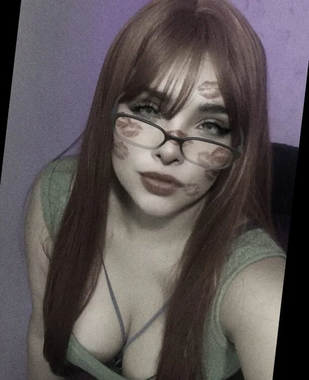 Deisy_Gray offline XXX-chat