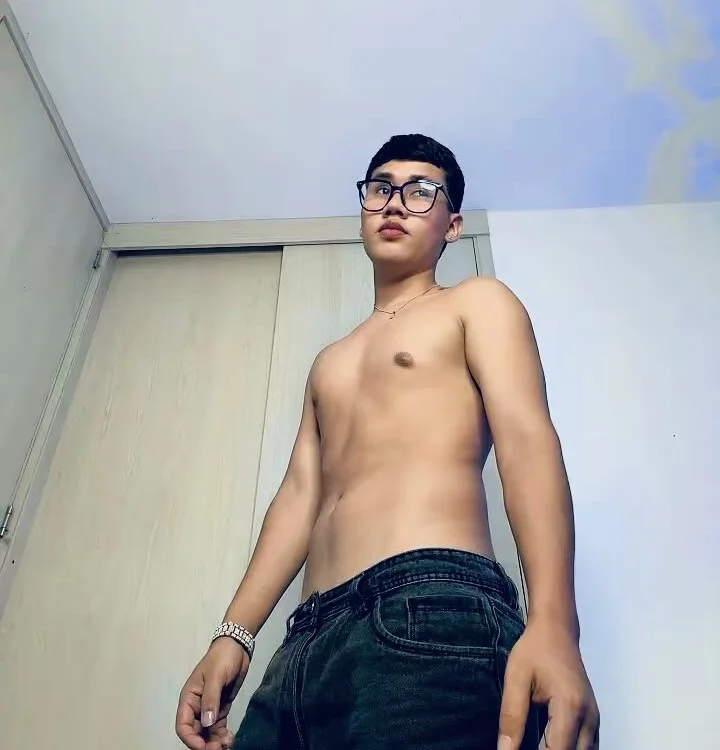 Dereck_brown_ 오프라인 XXX 채팅