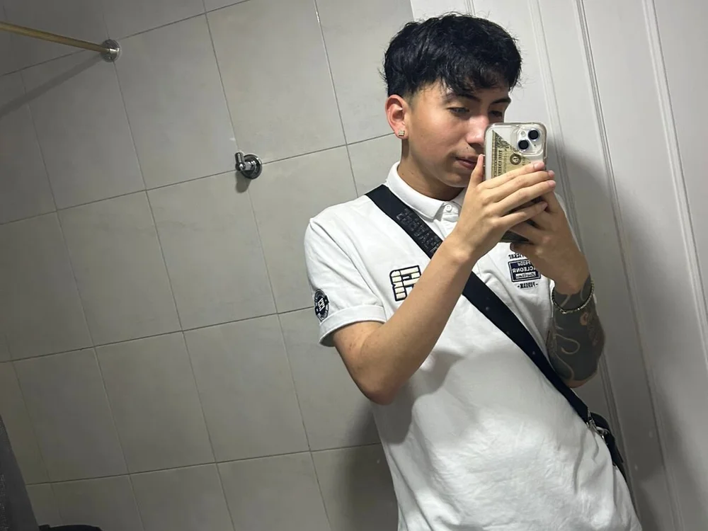 Estela_69's most recent online preview