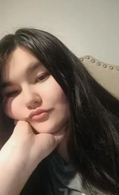 Luminous_Lust's Offline Chat Room