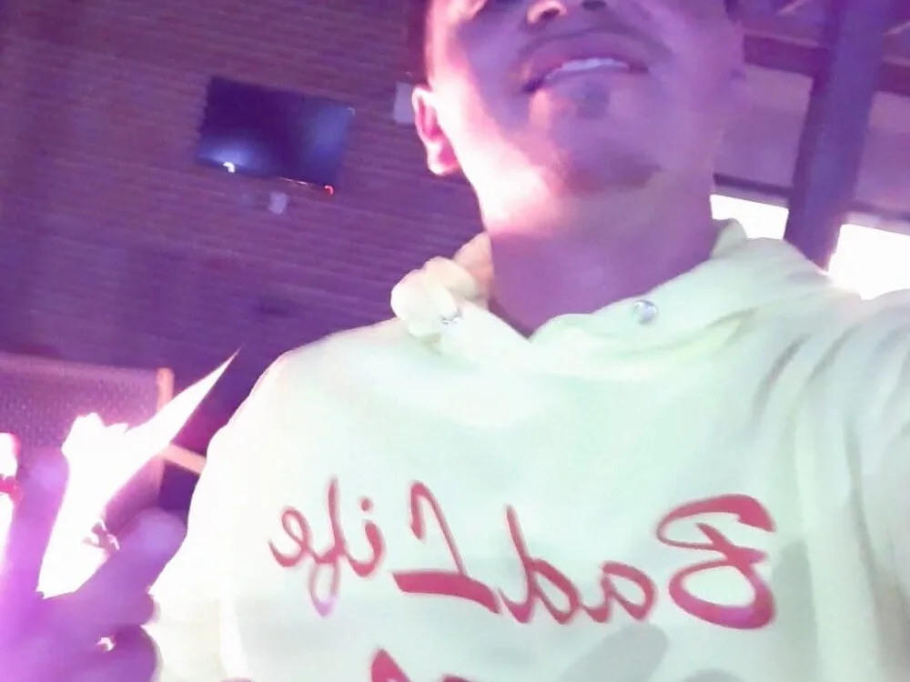 Chat XXX offline de Reezy21stst