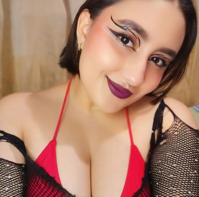 MariaBunny7's Offline Chat Room