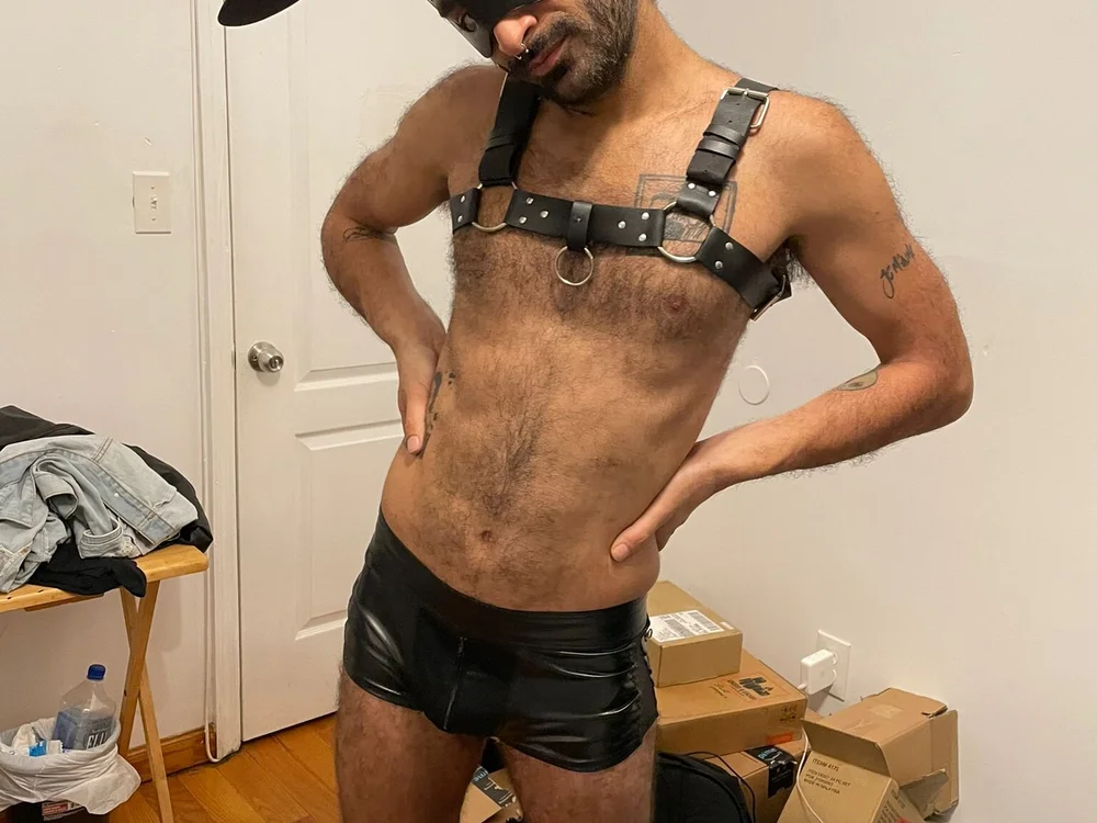 tonykoskesh's Offline XXX Chat