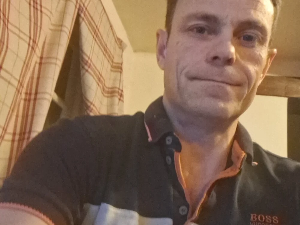 steb1980 Chat XXX offline