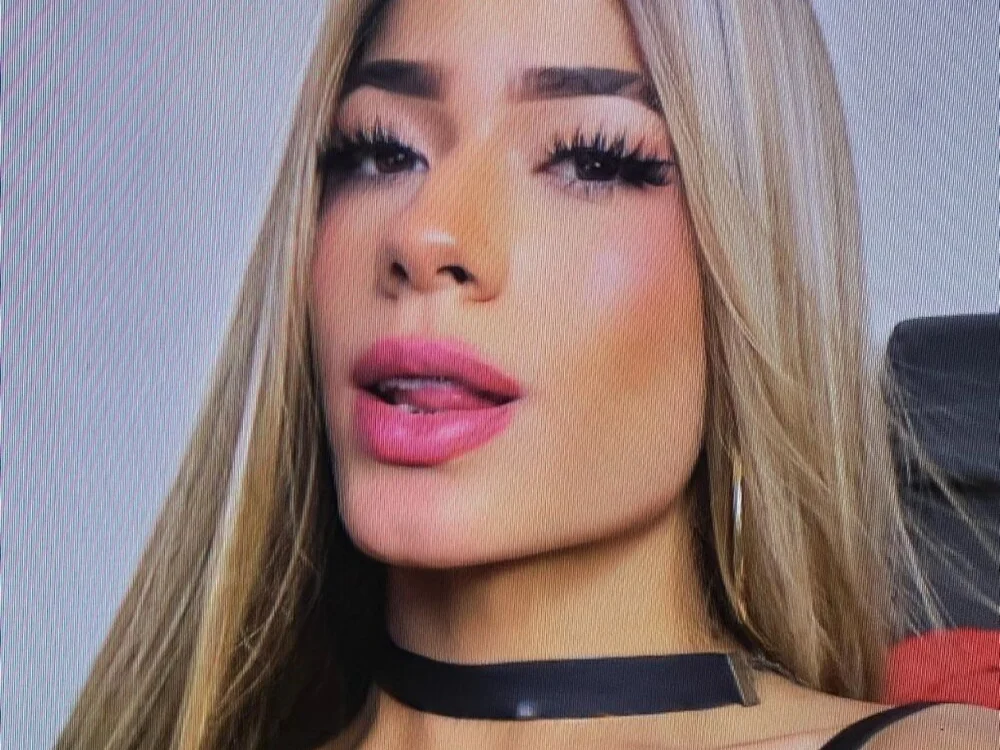 Nicoleth_: офлайн-секс-чат