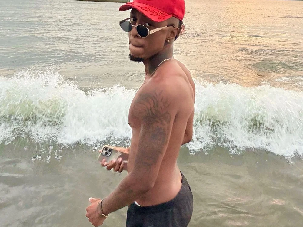 Chat XXX offline de YeremiBrowm