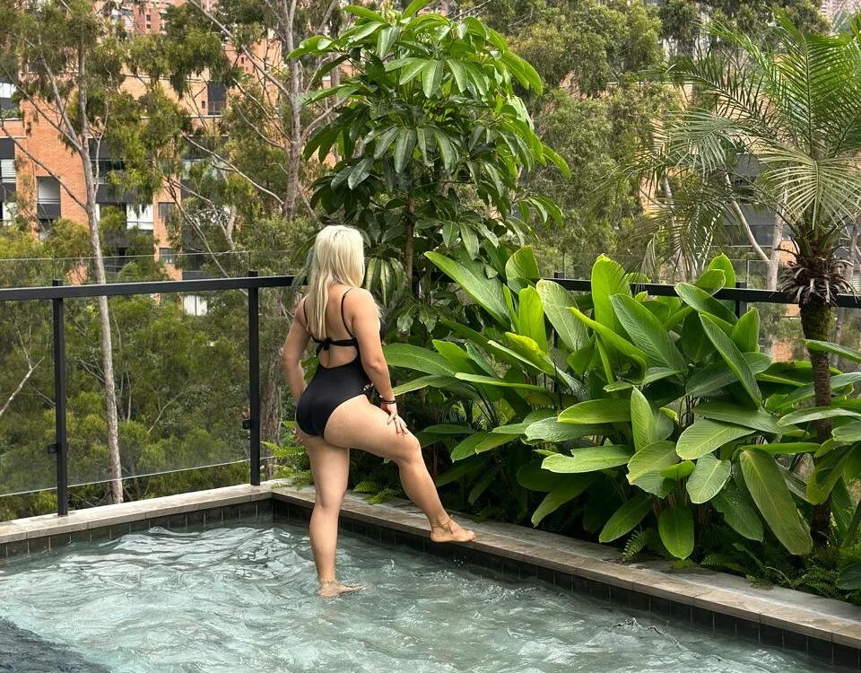 Sexy-CallCenter cam model