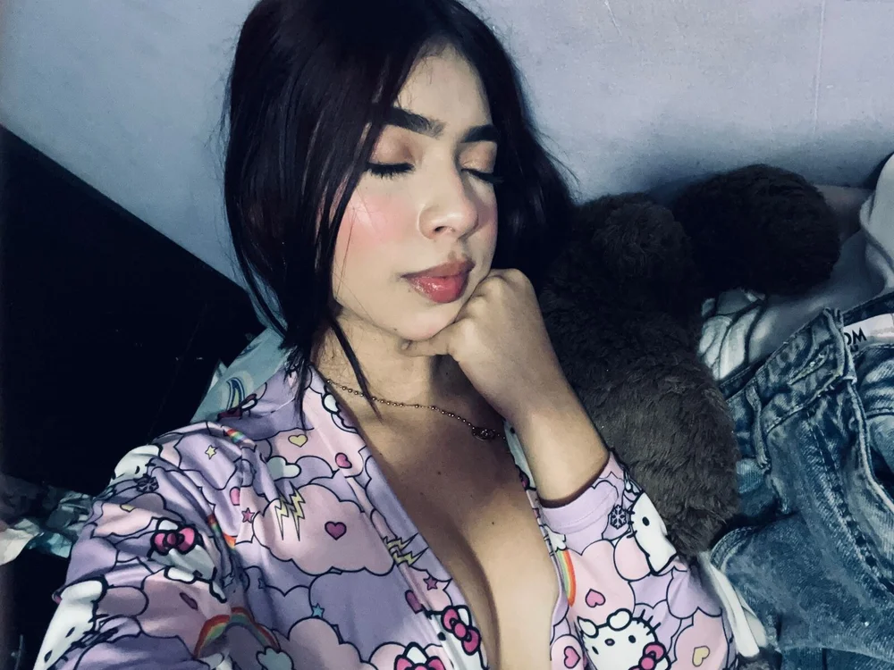 GabrielaSuarez_'s Offline XXX Chat