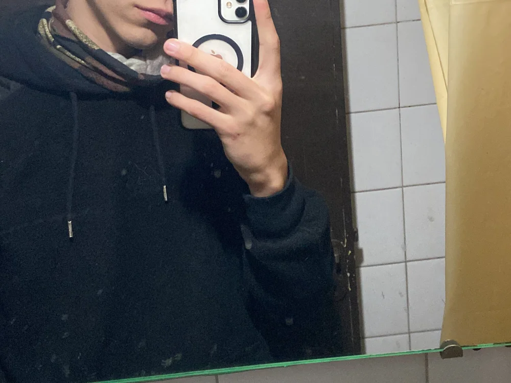 igna20cm Obrolan XXX Offline