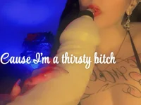 nikkiigees713's Offline Chat Room