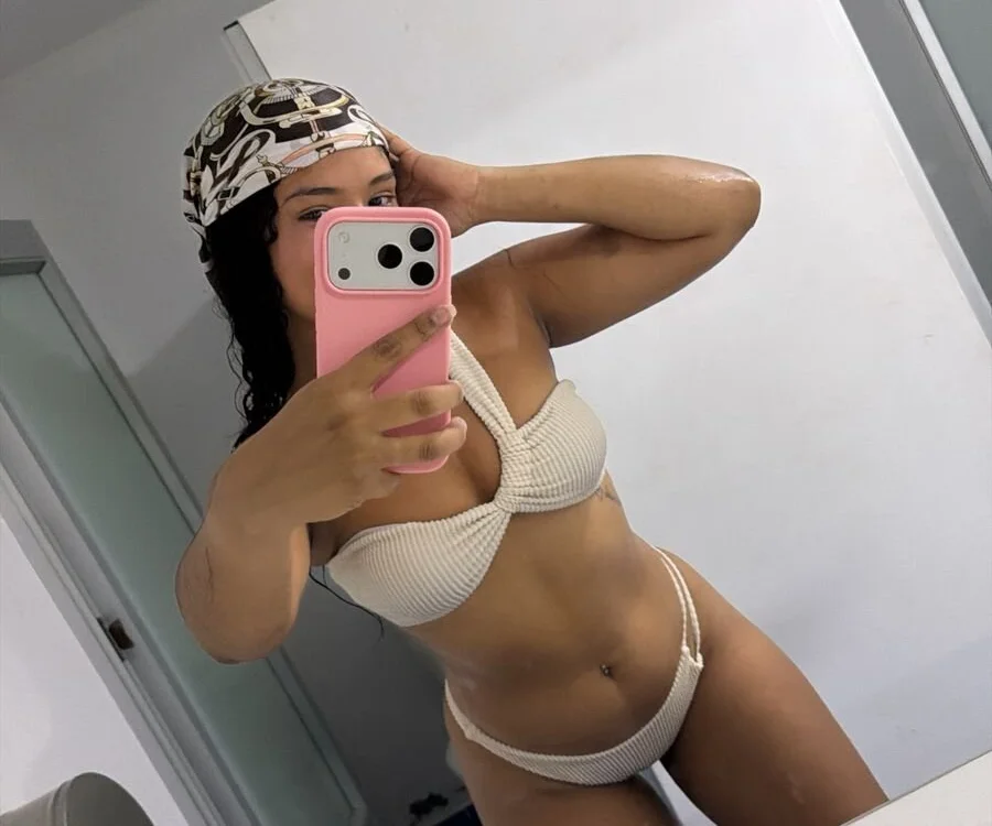 Mia___fox__ new live cam model