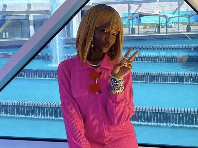 SimplyHer Obrolan XXX Offline