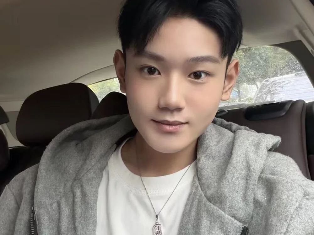 AAA-winner 离线XXX聊天