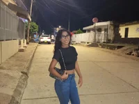 Model yerliss_petitee