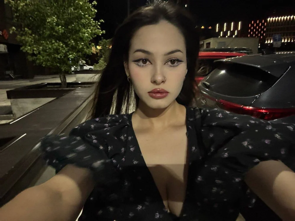ShaynaHarns offline chatrum