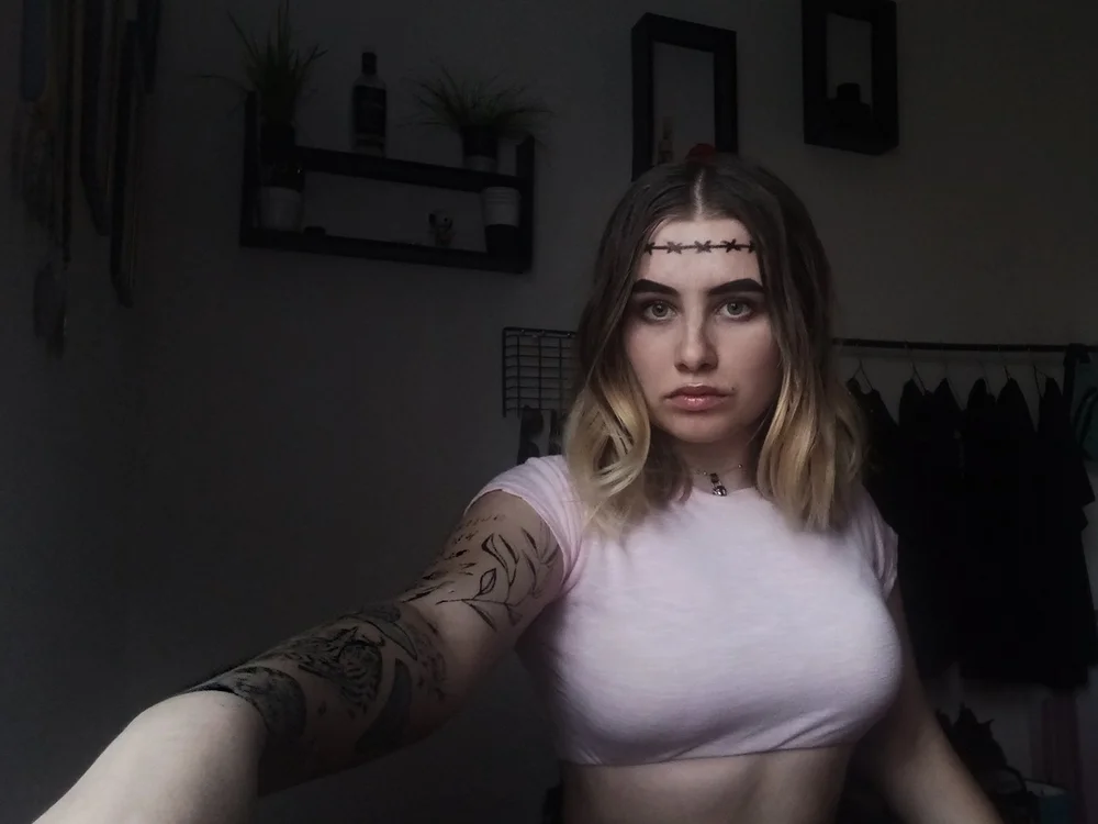 Offline chatovací místnost Shy_SweetyBaby