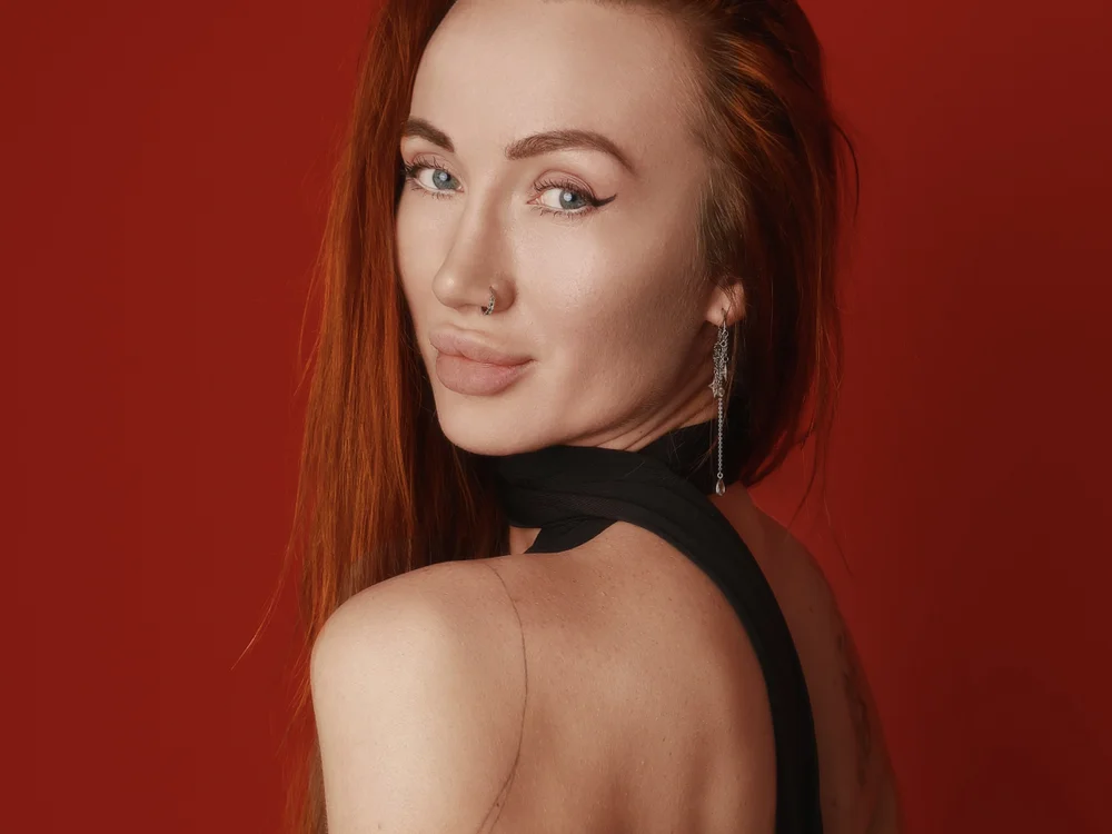 SerenaWest_'s Offline XXX Chat