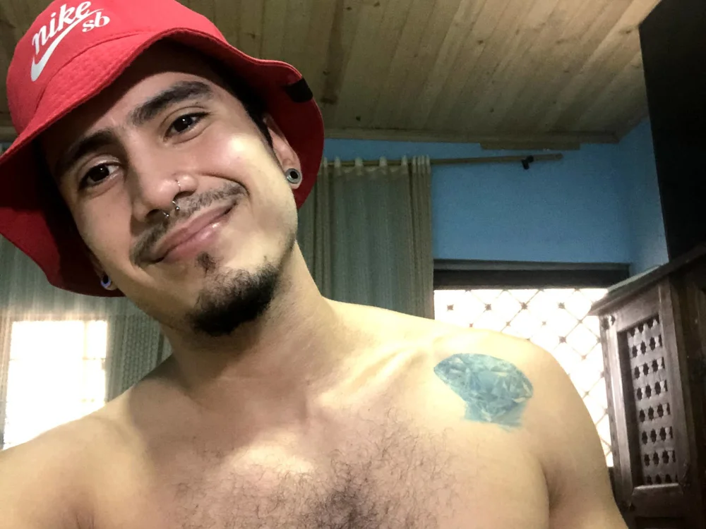 gabriel_reyk offline chatrum