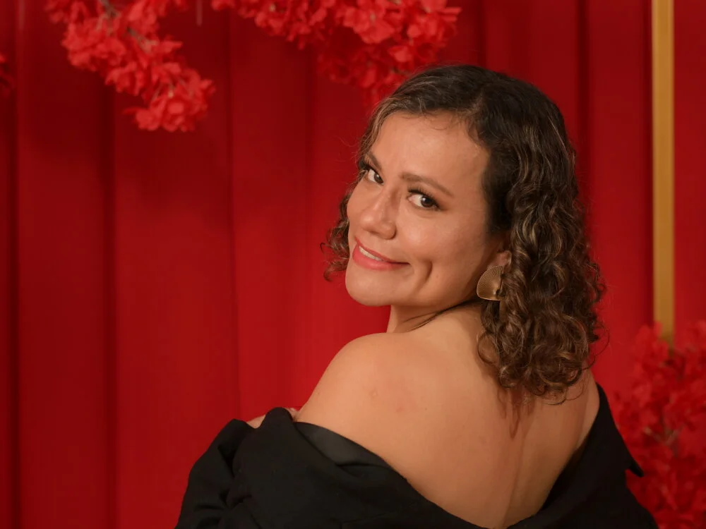 gipsela_gomezn Offline XXX chat