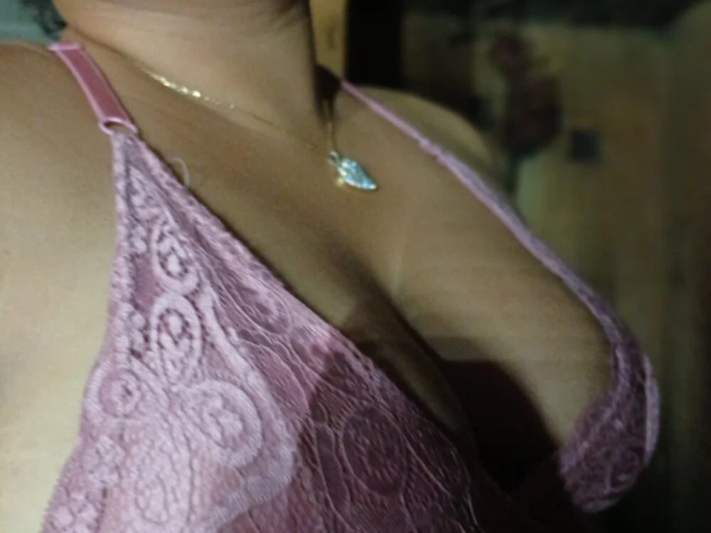 WinryRosn Offline XXX chat