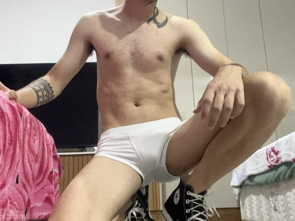 novinho_gostoso_safado's Offline XXX Chat