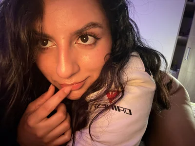 OhMySelenyx3 - Girl 