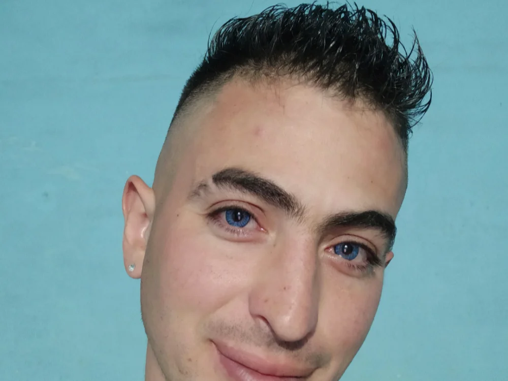 tu-cielo's Offline XXX Chat