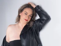 Charlot_milf's webcam live show