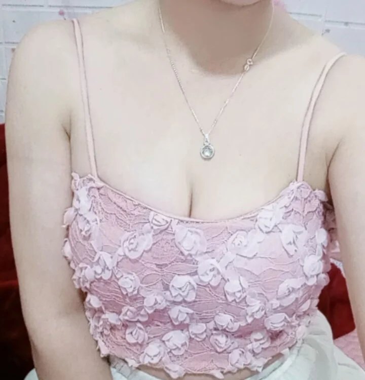 Suri_sexywett 离线XXX聊天