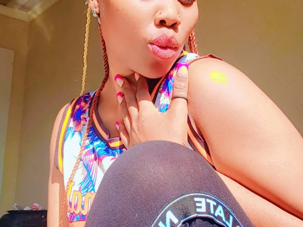 PerfectionBerrie Offline XXX-chat