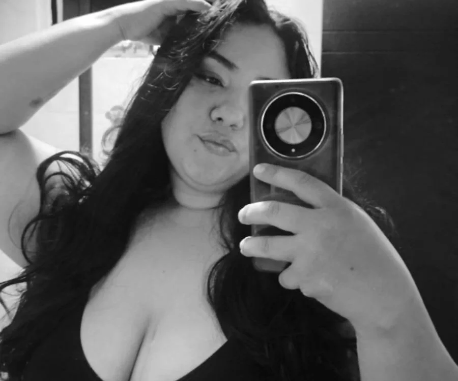 CharlotteMiller__ Offline XXX Chat