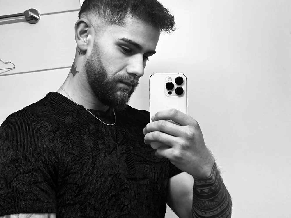 Dyn29 Offline XXX Chat