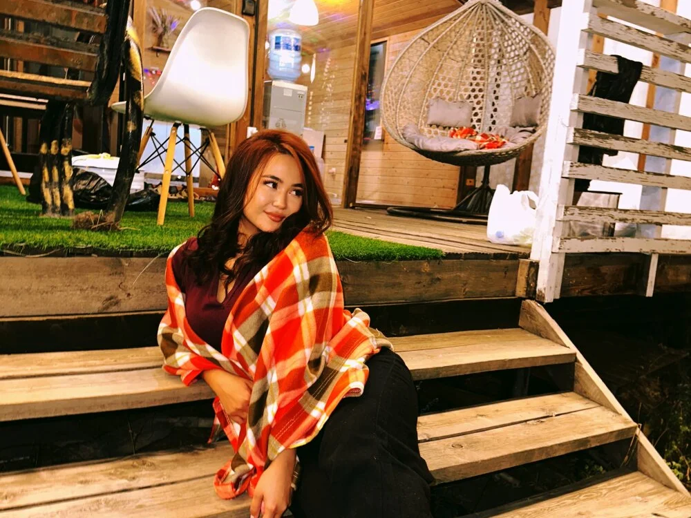 Mia_Carmin: συνομιλία ΧΧΧ εκτός σύνδεσης