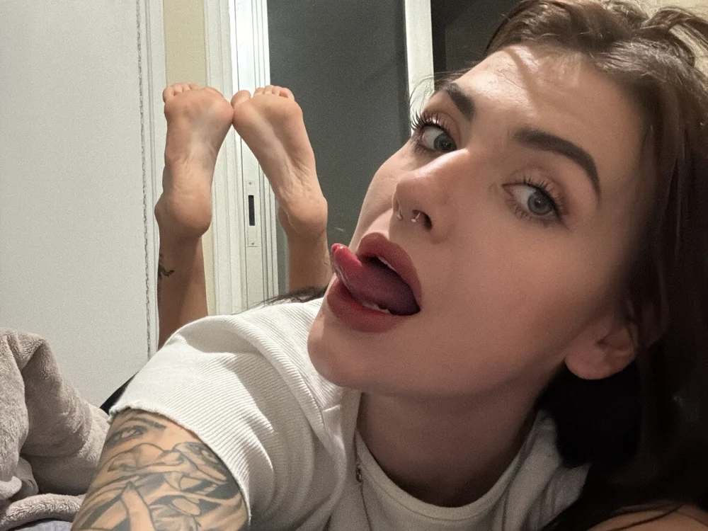 Bilik Sembang Luar Talian Darina_Ingrid