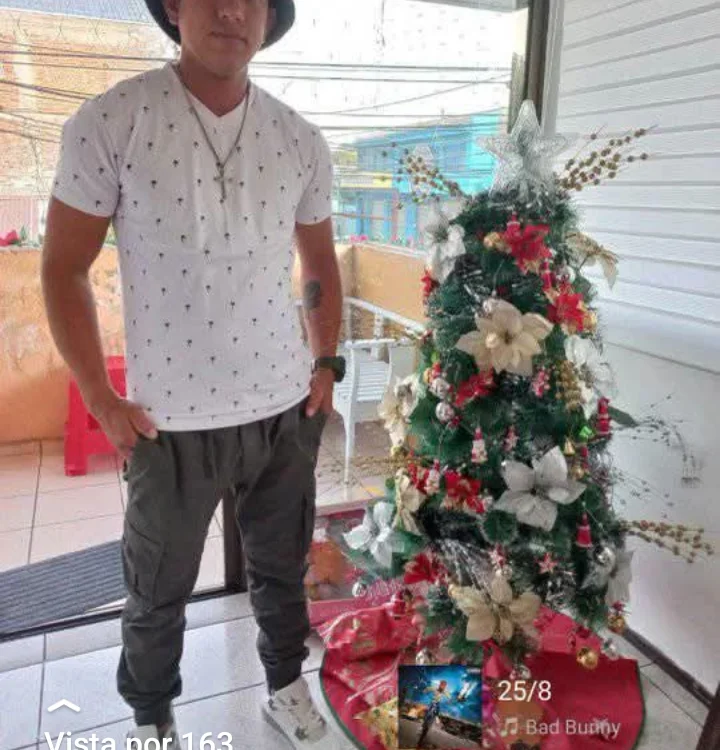 MaxSteel155: συνομιλία ΧΧΧ εκτός σύνδεσης