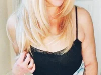 MissHoneyPenny – Naživo XXX chat