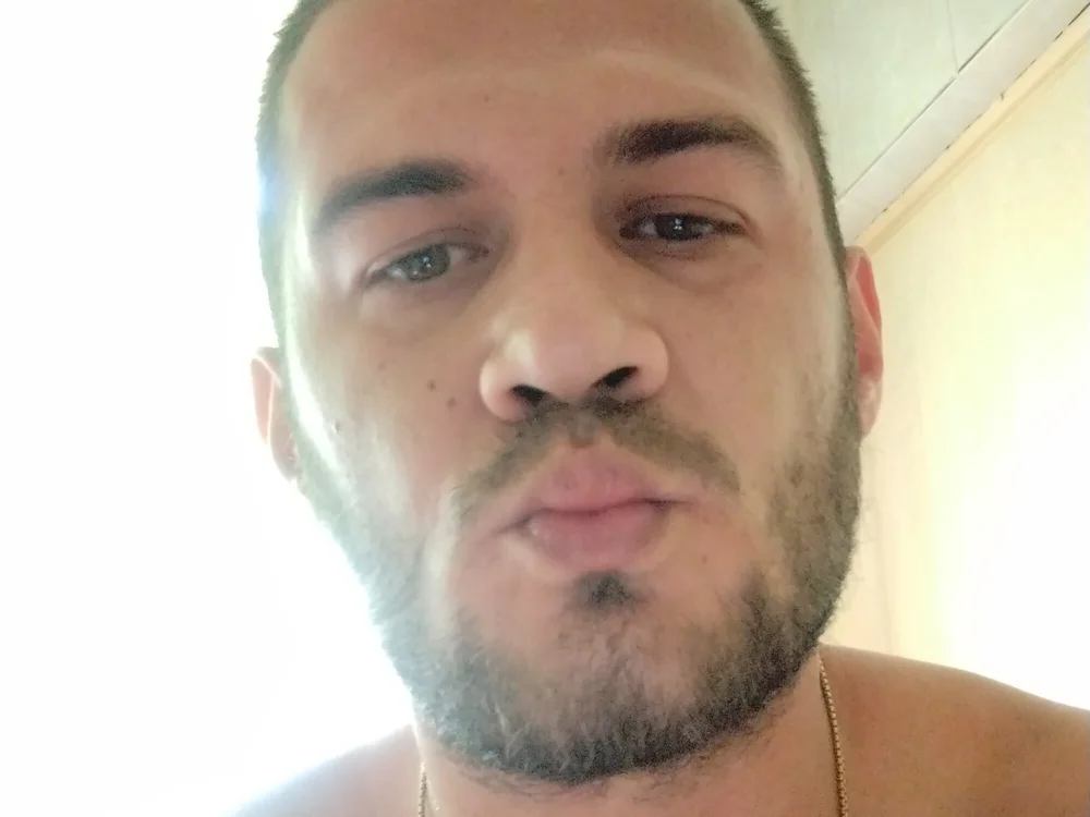 Chatroom XXX hors ligne de CarterVale