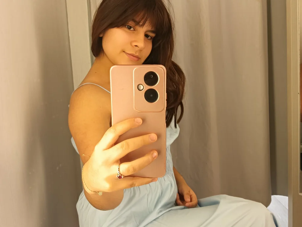 Lizzy018's Offline Chat Room